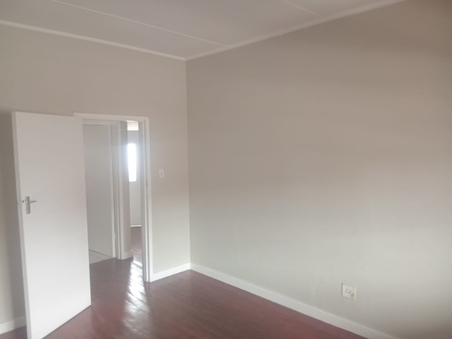 1 Bedroom Property for Sale in Southernwood Eastern Cape